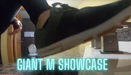 Giantess Crew Giant M Showcase