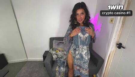 Bhabi Aaliyah Yasin Strips of Her Shalwar Kameez and has an Orgasm