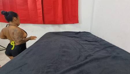 Farting deliciously for you, my love. By Evil Dwarf Cam Full HD CLIP 1