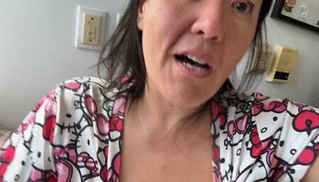 See my hairy pussy pee (oct 6 2025)