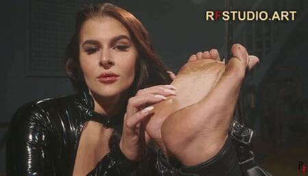 Patty in Bolero Straitjacket Part 2 - Bastinado to Subdrop (UHD 4K MP4)