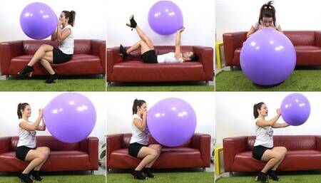 Sensual Balloon Fetish Experience: Petra Blows Up and Deflates a Balloon on Her Face (4K quality)