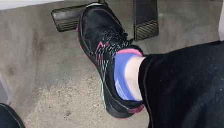 Evalynn's quick rev session in New Balance