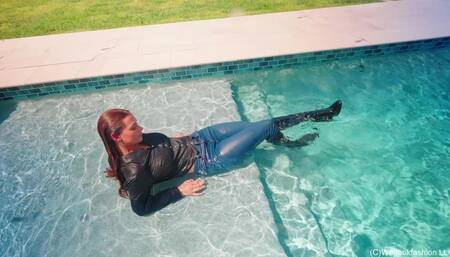 Taylor Gets Wet in Sexy Jeans and Boots