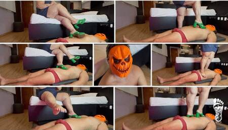 Juliette_RJ's Trampling a new Halloween Invader Pumpkin Head - HARD TRAMPLING - SADISTIC - TRAMPLING - FOOT FETISH - BODY JUMPING - STOMPING - FEET SPANKING - BRAZILIAN GODDESS - FEMDOM - HALLOWEEN