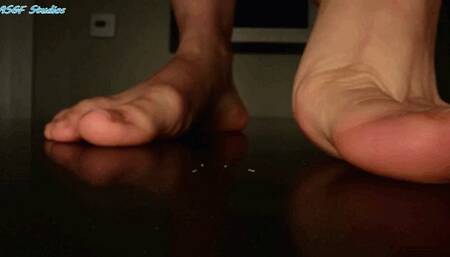 GIANT Karly Salinas dominates tiny men under GIANTESS FEET! - MP4