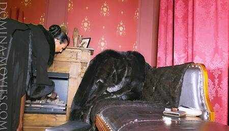 SMOKING - In the Boudoir in Nylons - 01