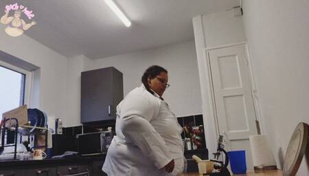 Outgrowing My Experiment: Weight Gain Fantasy