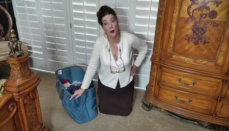 Stepmom Anus sniff punishes