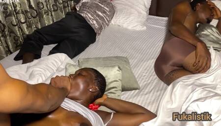 Big ass Ebony stepmom cheats on husband in front of stepsons