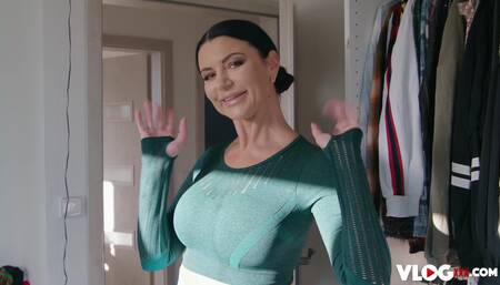 Busty MILF Ania Kinski's Steamy Photoshoot Ends With A Dick Ride