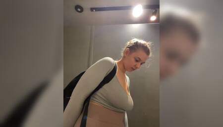 Fucking like crazy in a public gym