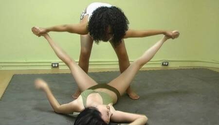 LF087 UnScripted - Delyte vs Absynthe (AI Upscaled) - 960WMV