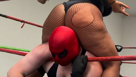 Farting, face sitting and Stinkfaces on masked male