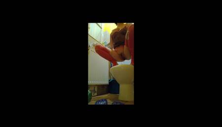 Golden Shower in Stockings!
