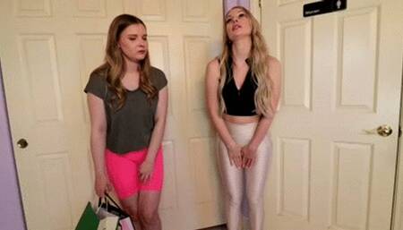 INEED2PEE Ipod Harlow West & Sydney Paige double spandex wetting