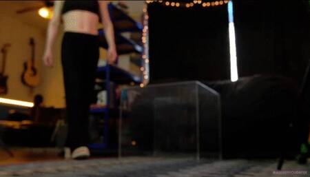 Audrey Devours Tiny People Causing Her Belly To Bloat And Gurgle wmv