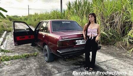 277 - Jammie revving Corolla DX