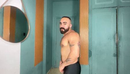 SHOWING OFF MY MUSCULAR BODY PART 3 BY DOUGLAS GREEN CAM BY JAK FULL HD