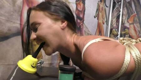 The new Mina Moreno "Ring the Bells" Challenge live from BoundCon 2025 - Game 7 - Full Clip mp4 SD