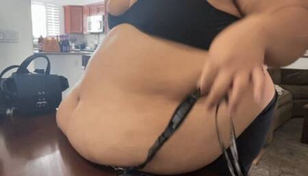 Hangry Goddess needs all her cravings fufilled