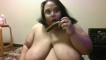 I Want You to Titty Fuck Me!