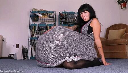 Big Lumpy Belly Filled With Plump Tasty Trick or Treaters ( Halloween Vore ) -mP4