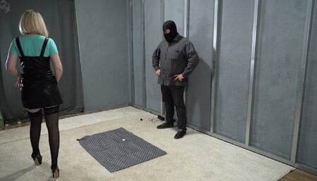 The model got stuck in new vacuum bag