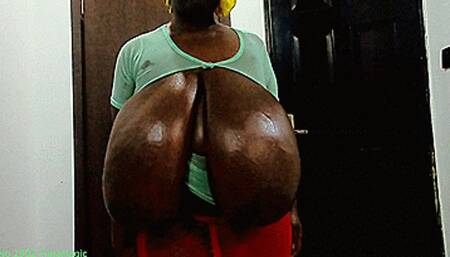 Maja meets Coco Part 7 - The Keyhole Cleavage Cut with Super Busty Coco - Alternate Version (Clip No 2902 - mp4 version)