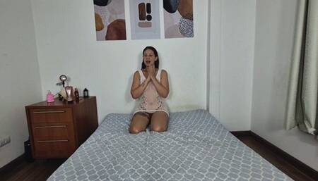 Stinky farts paid for an ungrateful masseuse!! By Rosalia Peach and Sabrina Cam babi part 1