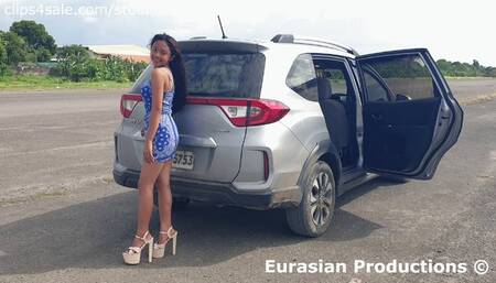 279 - WenWen driving Honda