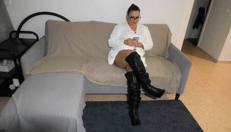 When boots are very exciting