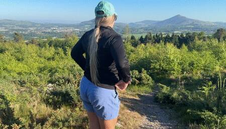 Piss desperation outdoor