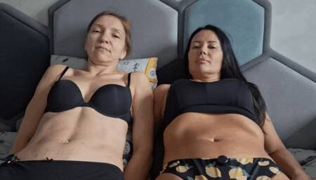 Belly sloshing together 4 BeB