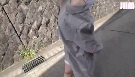 A Slender Beauty Explores