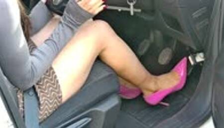 Maria’s Pink Stiletto Crank & Rev Desperation! (New Edit)