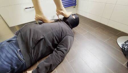 Trampling Slingbacks