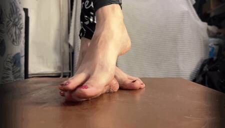 POV cock trampling (mov)