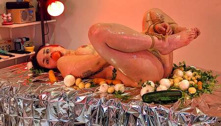 The Forbidden Feast – Grace & Juis at Susy’s Club