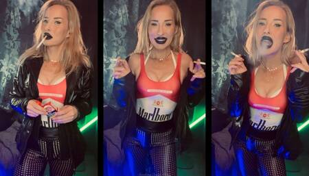 German marlboro Girl encouragement Smoking 2 marlboro 100 at once