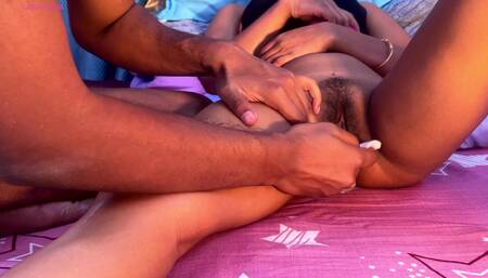 bhabhai is wet her ass massage make her horny