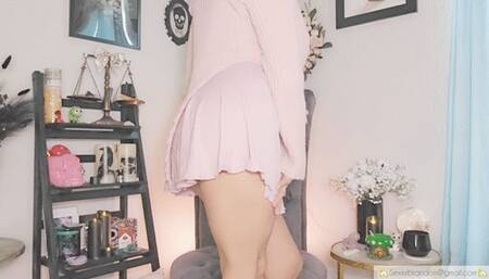 Falling HARDER for Goddess B