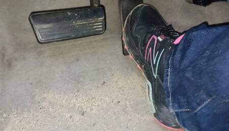 Evalynn Driving to work in Sneakers and Jeans 3