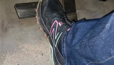 Evalynn Driving to work in Sneakers and Jeans 4