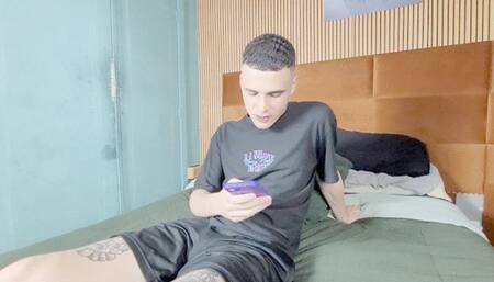 Surprising my boyfriend with a kissing orgy - By Pedrinho, Jully Hot and Lauren Young - Clip Full