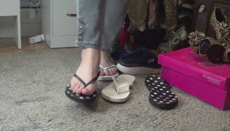 Flip Flops barefeet