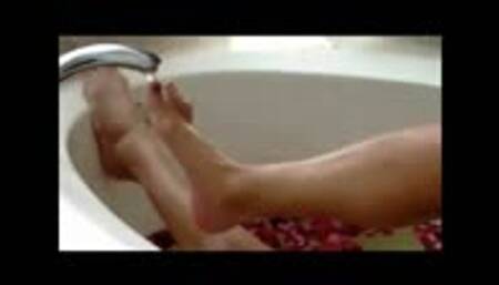 Bath time with Governess - WMV