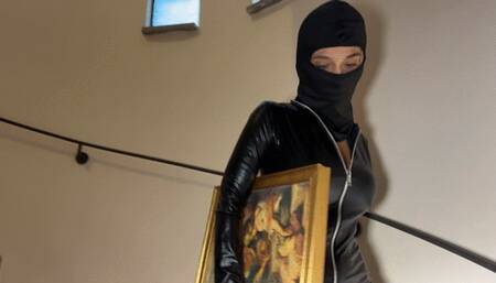 The dangerous thief Jasmine