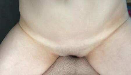 Wake up! Good Morning! I Opened My Eyes and Saw Anna Rubbing Oil on My Cock... POV