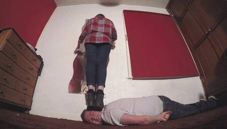 Sophie Trying To Break His Skull FLOOR CAM